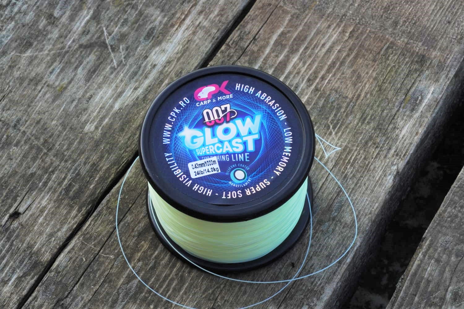 De ce sa incerci fire monofilament Glow