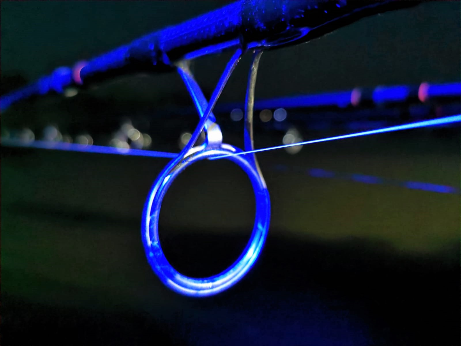 De ce sa incerci fire monofilament Glow